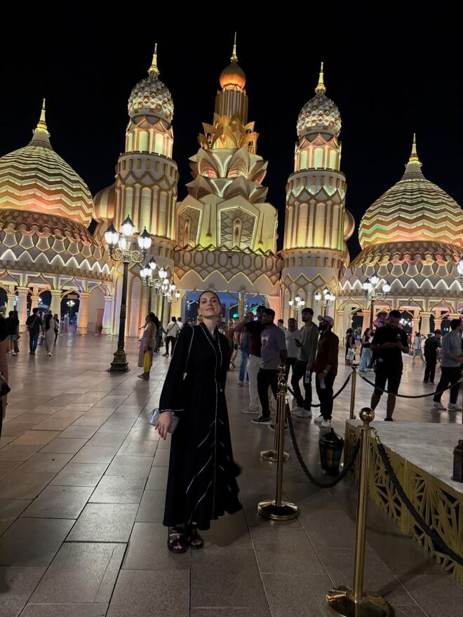 Σταματίνα Τσιμτσιλή: Ταξίδι στο Ντουμπάι με την οικογένειά της