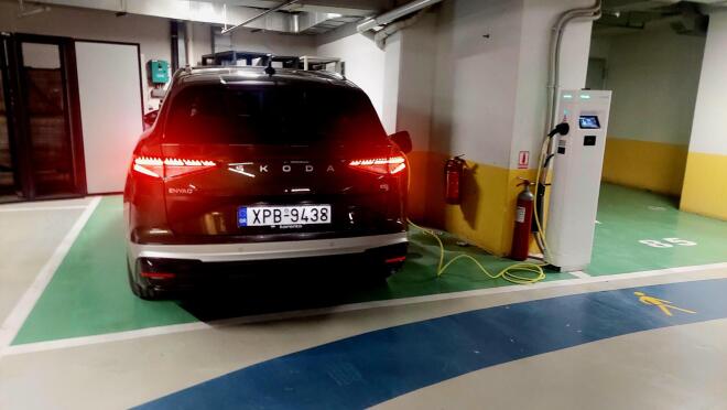 Οδηγούμε το νέο Skoda Enyaq 85