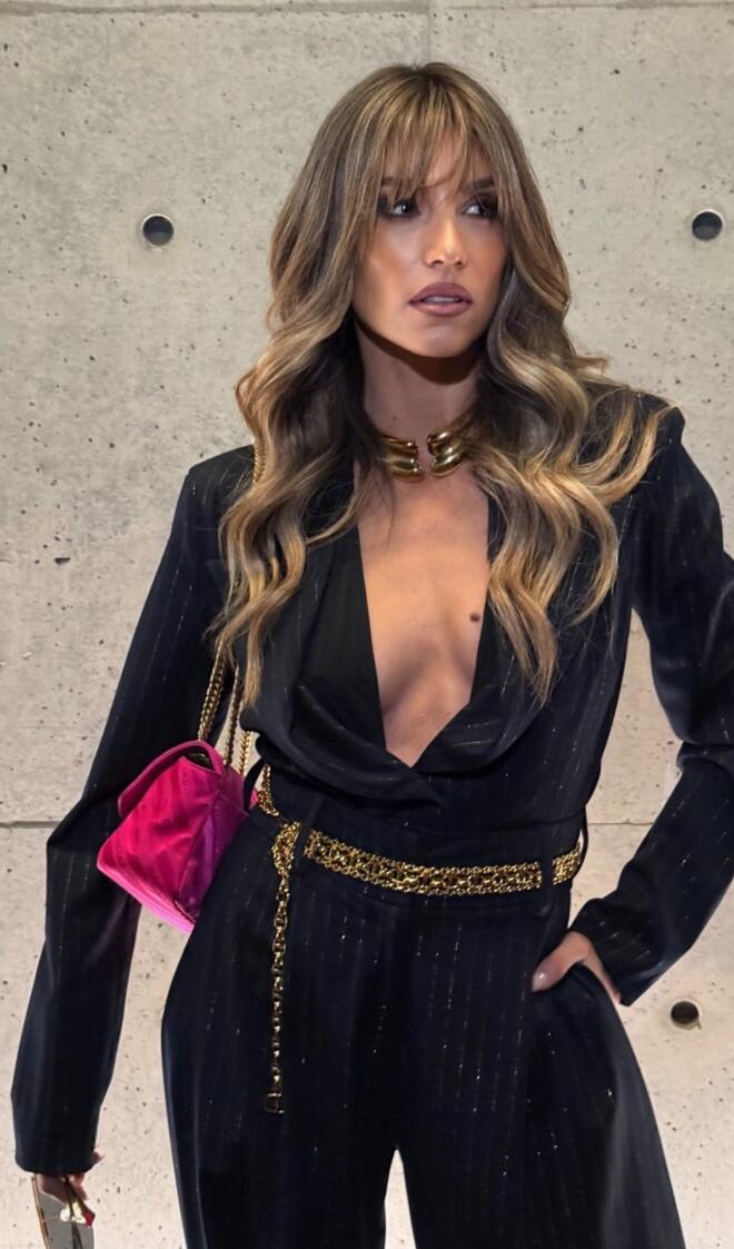 Οικονομάκου: Με άψογο outfit στο σόου του Armani - Το βίντεο με την Kendall