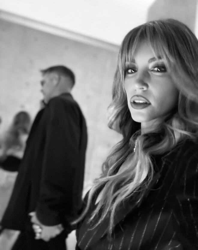 Οικονομάκου: Με άψογο outfit στο σόου του Armani - Το βίντεο με την Kendall