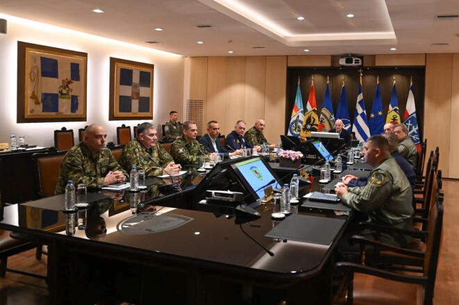 Έκτακτη σύσκεψη στο ΥΕΘΑ υπό τον Ν. Δένδια για τη Μέση Ανατολή