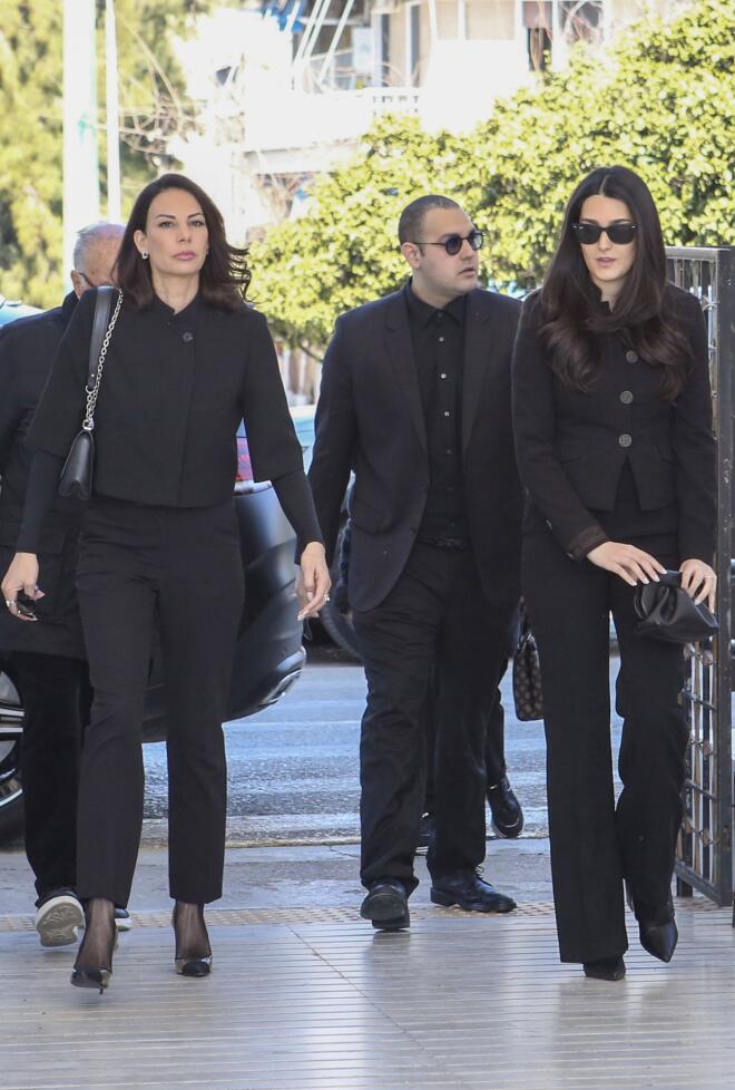 Εύη Βατίδου: Με τα παιδιά της, Χρίστο και Μάιρα, στο ετήσιο μνημόσυνο του Αλέξη Κούγια / Φωτογραφίες NDP Photo Agency