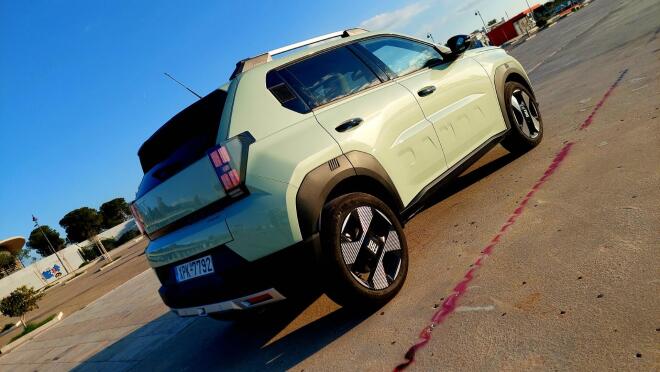 Fiat Grande Panda Hybrid 110 PS: Δοκιμάζουμε το νέο μοντέλο