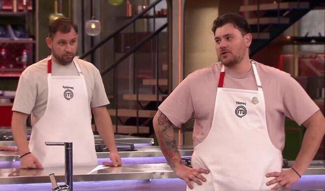 MasterChef: Ο Τάσος ως αρχηγός των «Κόκκινων» έβγαλε τον πρώτο υποψήφιο προς αποχώρηση