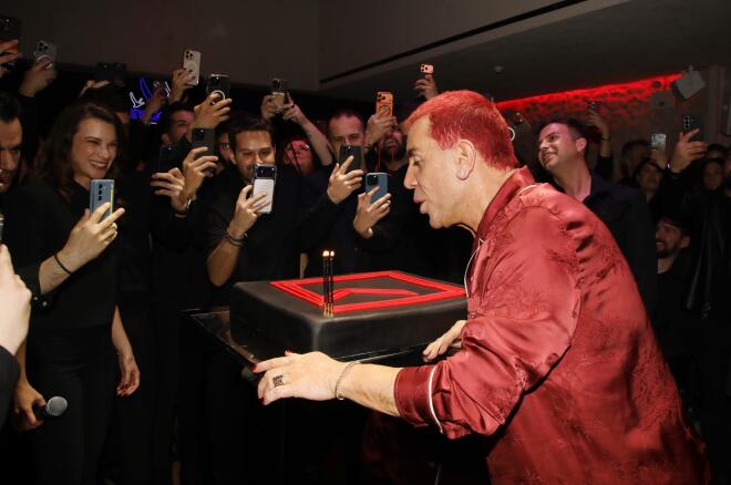 Γιώργος Μαζωνάκης/ NDP ΝΙΚΟΣ ΔΡΟΥΚΑΣ