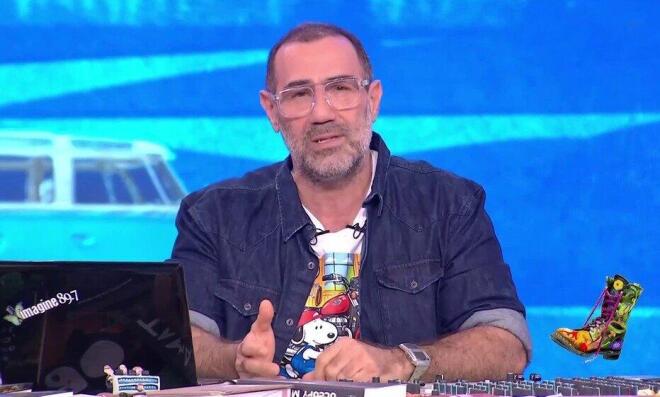 Αντώνης Κανάκης: Με δάκρυα στα μάτια στο κλείσιμο των Αρβύλα - Τι συνέβη;