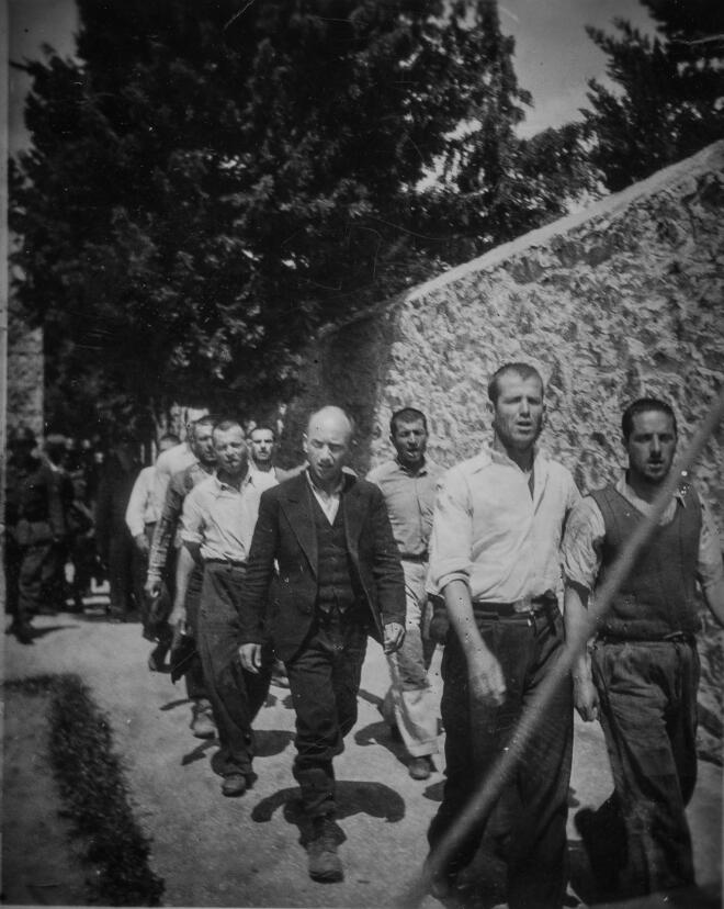 200 εκτελεσθέντες Καισαριανής