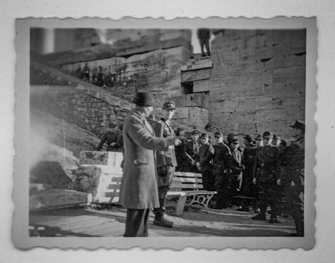 Καισαριανή: Όλες οι φωτογραφίες από την εκτέλεση των 200 αγωνιστών