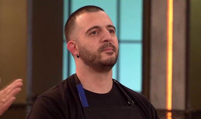 MasterChef: Ο Μιχάλης ήταν ο δεύτερος παίκτης που ανέβηκε στον εξώστη