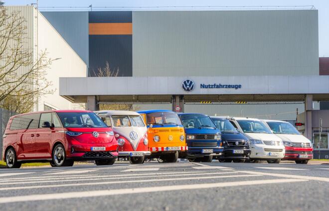 VW Επαγγελματικά οχήματα: Γιορτάζει 70 χρόνια του εργοστασίου στο Αννόβερο