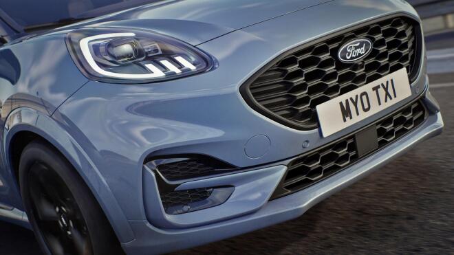 Ford Kuga και Puma: Τι ξεχωριστό έχουν οι νέες εκδόσεις BlueCruise 