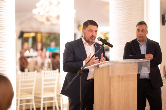 Ο Νίκος Χαρδαλιάς 