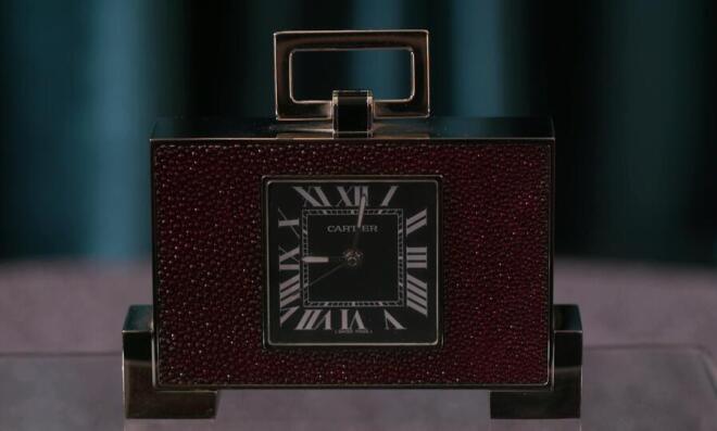 Cash or Trash: Μια υπερηρωίδα έρχεται για την Παγκόσμια Ημέρα της Γυναίκας!