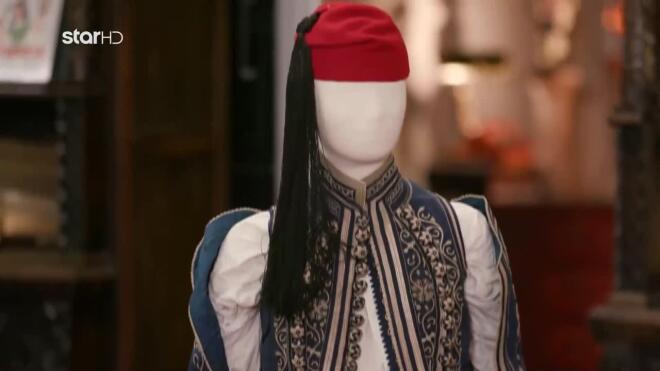 Η Ελένη έφερε στο Cash or Trash μια ολοκληρωμένη ελληνική φορεσιά του 19ου αιώνα