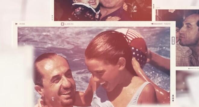 Ο Λευτέρης Πανταζής τραγουδά για την κόρη του