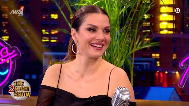 Η Βάσω Λασκαράκη στην εκπομπή The 2night show