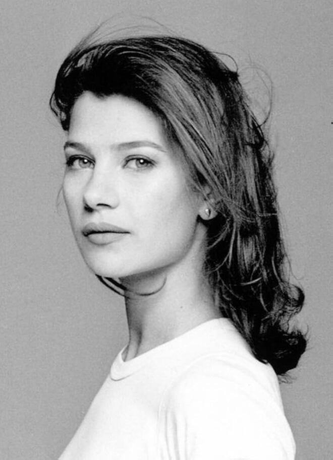 Βίκυ Μαραγκάκη: «Το... θηρίο στην πραγματικότητα είναι από πάνω μας!»