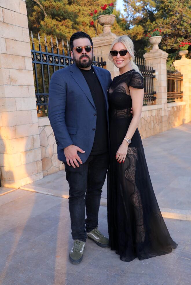 Η Κατερίνα Καινούργιου με τον αδελφό της στον γάμο του Πάνου Μουζουράκη & της Μαριλούς Κόζαρη, το 2023/ NDP ΑΝΔΡΕΑΣ ΝΙΚΟΛΑΡΕΑΣ