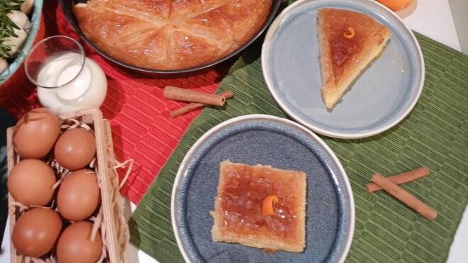 Πώς να φτιάξετε λαχταριστό σπιτικό γαλακτομπούρεκο με σιρόπι πορτοκάλι