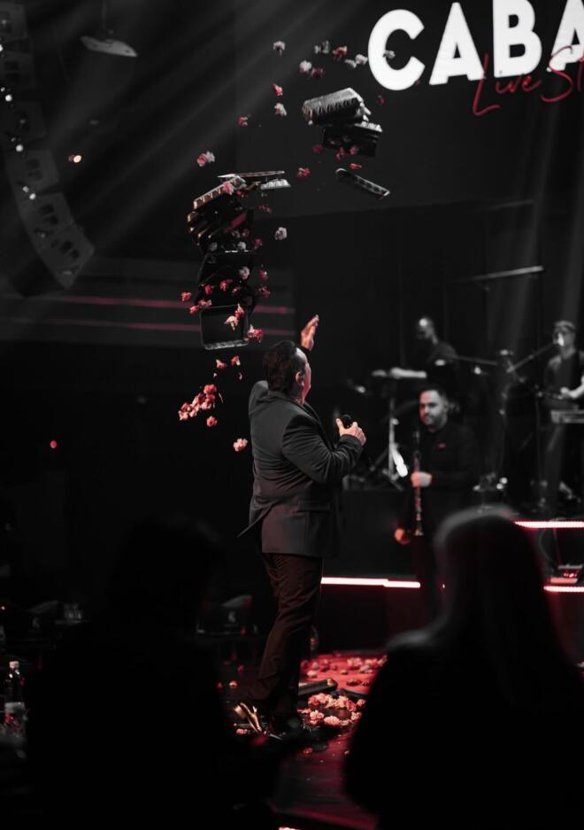 Μάρκος Σεφερλής: Σε ρόλο τραγουδιστή… στο πλευρό της Κατσίγιαννη