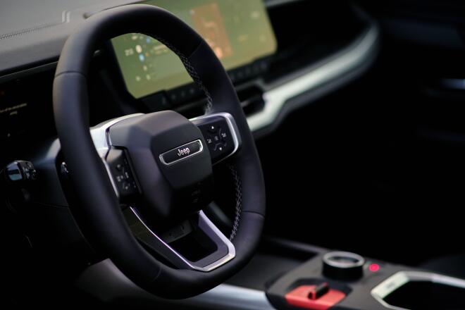 Στην Ελλάδα το νέο Jeep Compass με 35.990 ευρώ