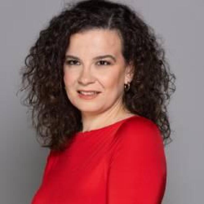 Η δημοσιογράφος του star.gr Αθανασία Βογιάρη