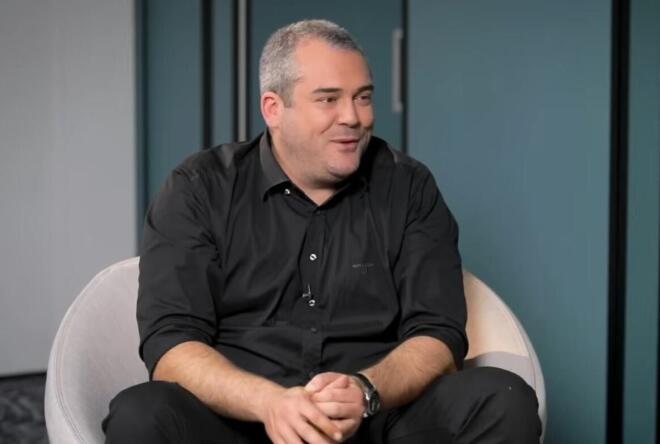 Πυγμαλίων Δαδακαρίδης: «Δεν ήμουν έτοιμος για τον θάνατο των γονιών μου»