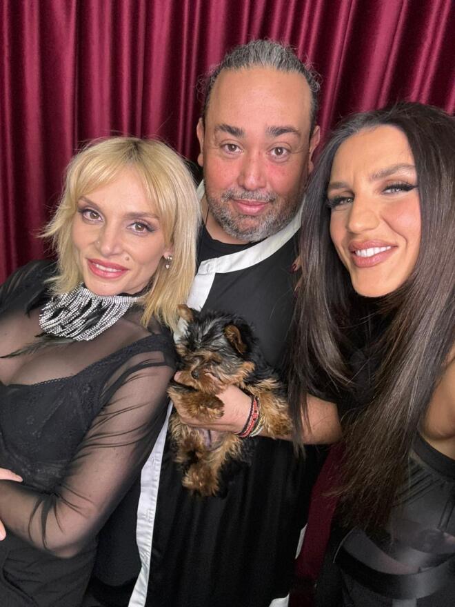 Ελεονώρα Ζουγανέλη - Γιάννης Ζουγανέλης: Διασκέδασαν στην Ιουλία Καλλιμάνη