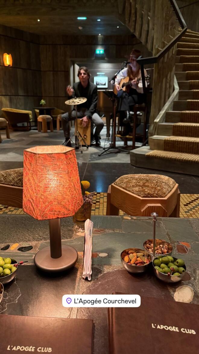 Αθηνά Οικονομάκου - Μπρούνο Τσερέλα: Χιόνι και έρωτας στο Κουρσεβέλ