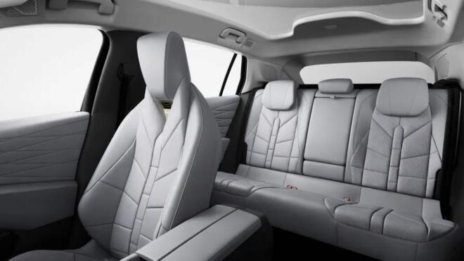 DS N°7: Το νέο μοντέλο ήρθε από το...διάστημα   