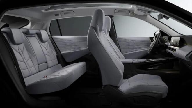 DS N°7: Το νέο μοντέλο ήρθε από το...διάστημα   