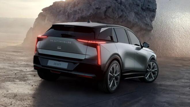 DS N°7: Το νέο μοντέλο ήρθε από το...διάστημα   