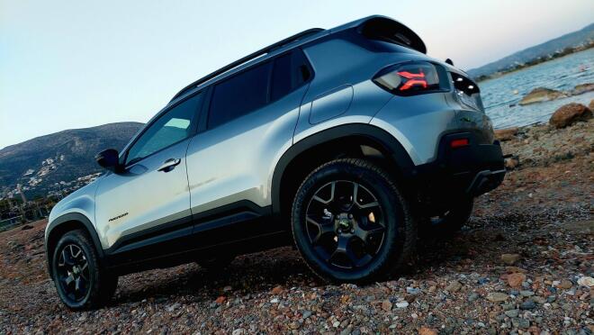 Δοκιμάζουμε το νέο Jeep Avenger 1,2T e-Hybrid 145 PS DCT-6 4xe