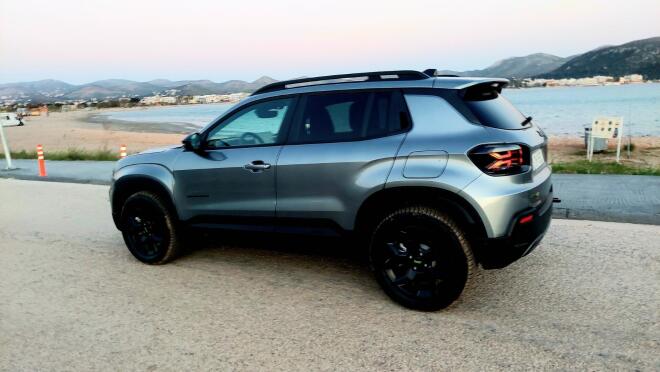 Δοκιμάζουμε το νέο Jeep Avenger 1,2T e-Hybrid 145 PS DCT-6 4xe