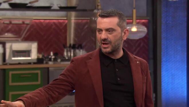 MasterChef: Ο Λεωνίδας Κουτσόπουλος δε χάνει την ευκαιρία να πειράξει τη Wasan
