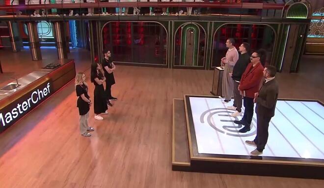 Η Μενεξιά, η Φωτεινούλα κι ο Γιάννης μαγείρεψαν προκειμένου να παραμείνουν στο MasterChef