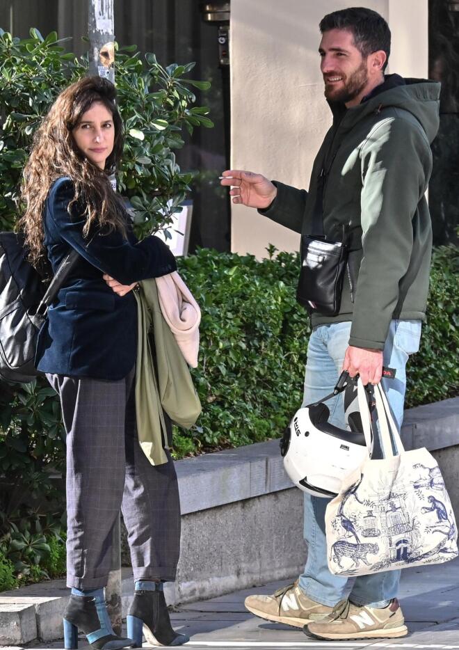 Μαρίνα Καλογήρου: Βόλτα με το νέο της σύντροφο στο κέντρο της Αθήνας