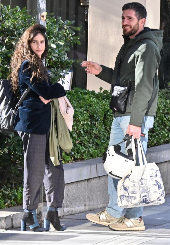 Μαρίνα Καλογήρου: Βόλτα με το νέο της σύντροφο στο κέντρο της Αθήνας