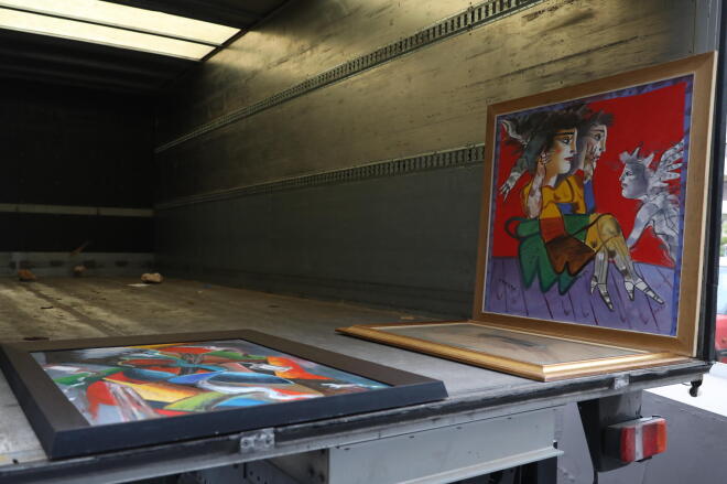 Πάνω από 400 πλαστοί πίνακες κατασχέθηκαν από την επιχείρηση του γκαλερίστα που συνελήφθη