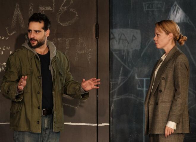 «Ο Εχθρός του Λαού» στο Θέατρο Κνωσός