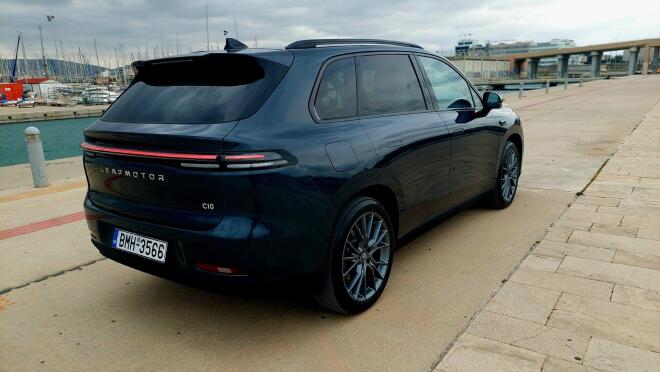 Δοκιμάζουμε το νέο Leapmotor C10 REEV