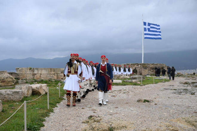 25η Μαρτίου έπαρση της σημαίας στην Ακρόπολη 2