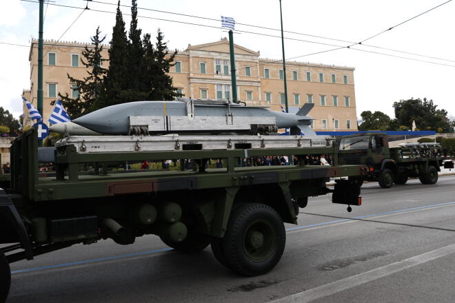 στρατιωτική παρέλαση 25η Μαρτίου