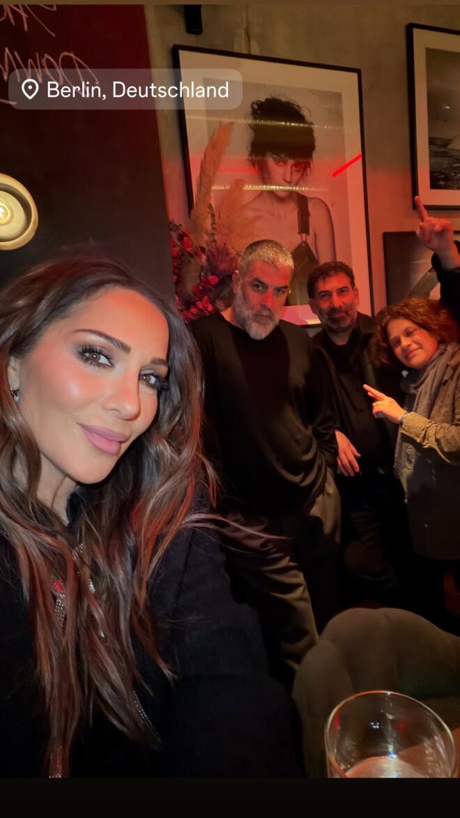 Δέσποινα Βανδή- Βασίλης Μπισμπίκης- Γιάννης Οικονομίδης- Σοφία Κουνιά / instagram