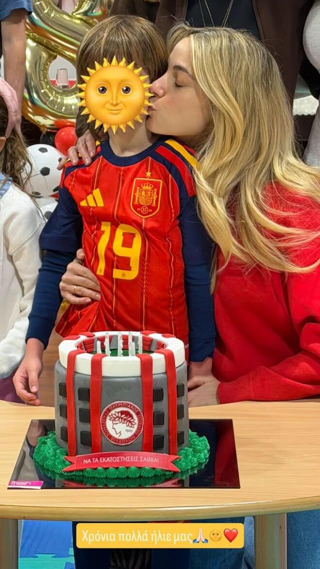 Δούκισσα Νομικού: Η εντυπωσιακή τούρτα για τα 8α γενέθλια του γιου της