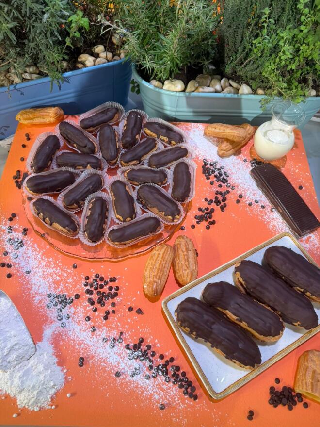 Ο Γιώργος Ρήγας έφτιαξε το απόλυτο σοκολατένιο γλυκό για το Σαββατοκύριακο