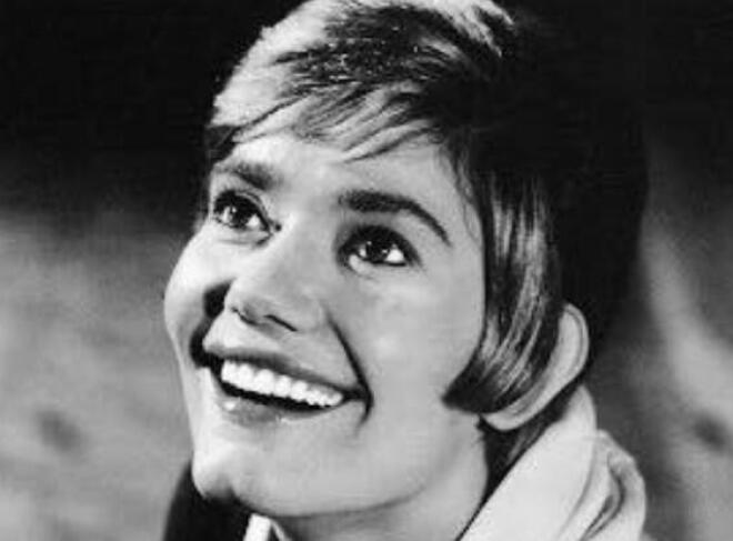 Η Μαρινέλλα σε νεαρή ηλικία