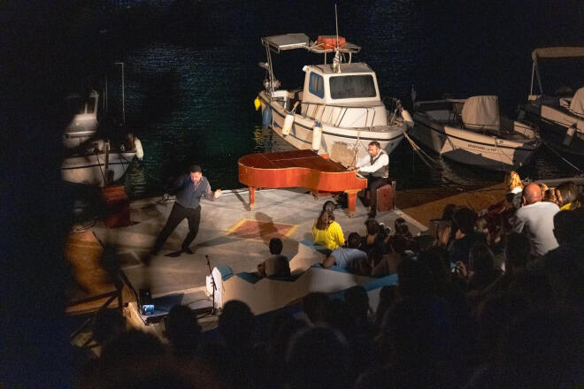 Η παράσταση Lemon στον Ταρσανά Σύρου, Ιούλιος 2021