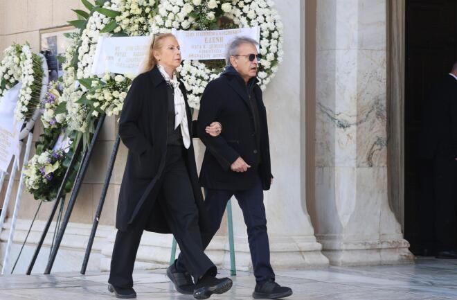 Ο Γιώργος Νταλάρας με τη σύζυγό του, Άννα