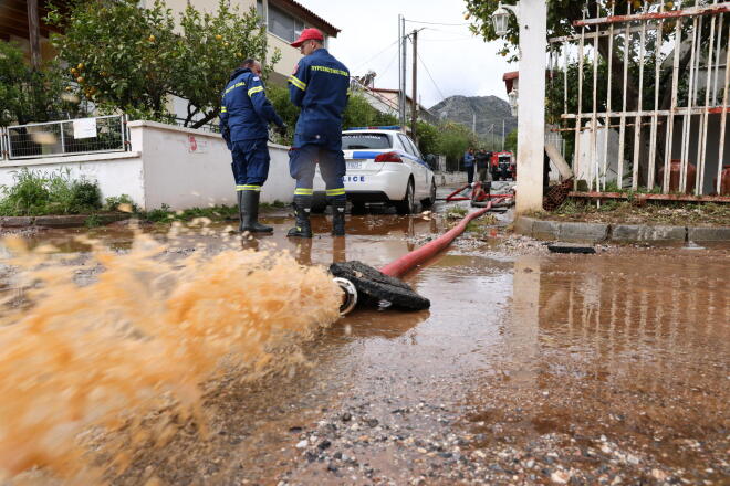 Απάντληση υδάτων Νέα Μάκρη